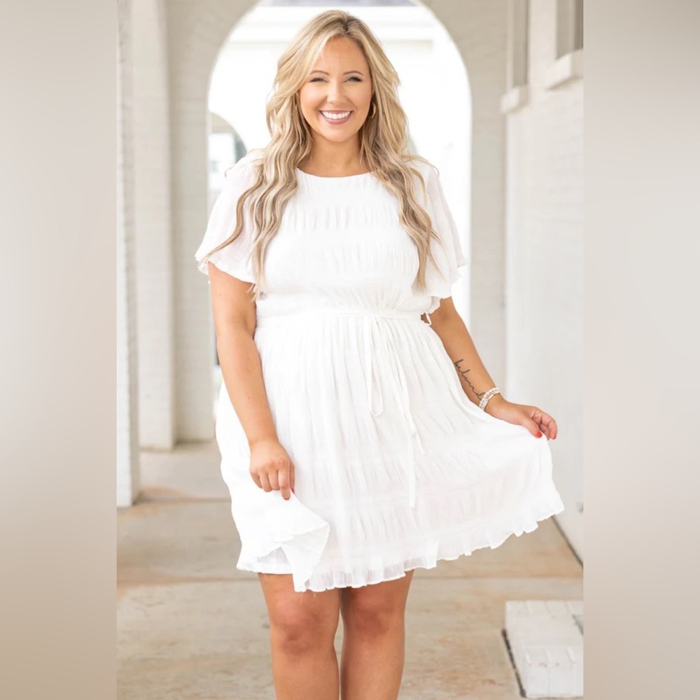 Chic Soul Flattering White Ruched Dress